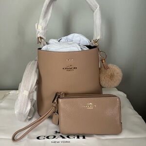 Coach Small Town Bucket Bag And Matching Wristlet